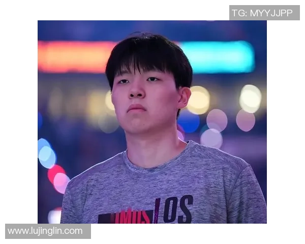 斯普利特：现阶段不适合让杨瀚森进场太久，他还在习惯竞赛